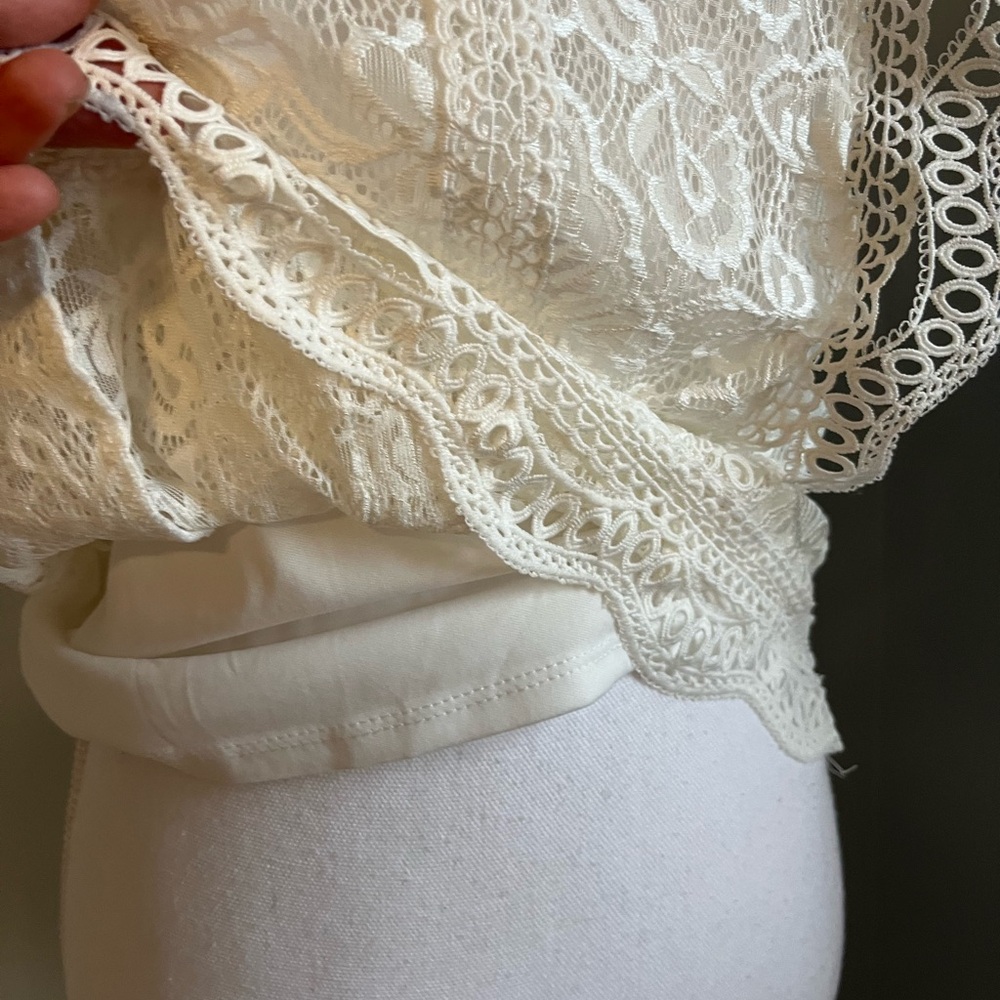 ADIVA RUFFLE SLEEVE LACE TOP (769) - Picture 3 of 16